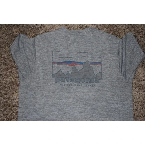 Patagonia Men's M Gray Performance Logo T‑Shirt Short Sleeve Hiking Outdoor - Picture 5 of 5